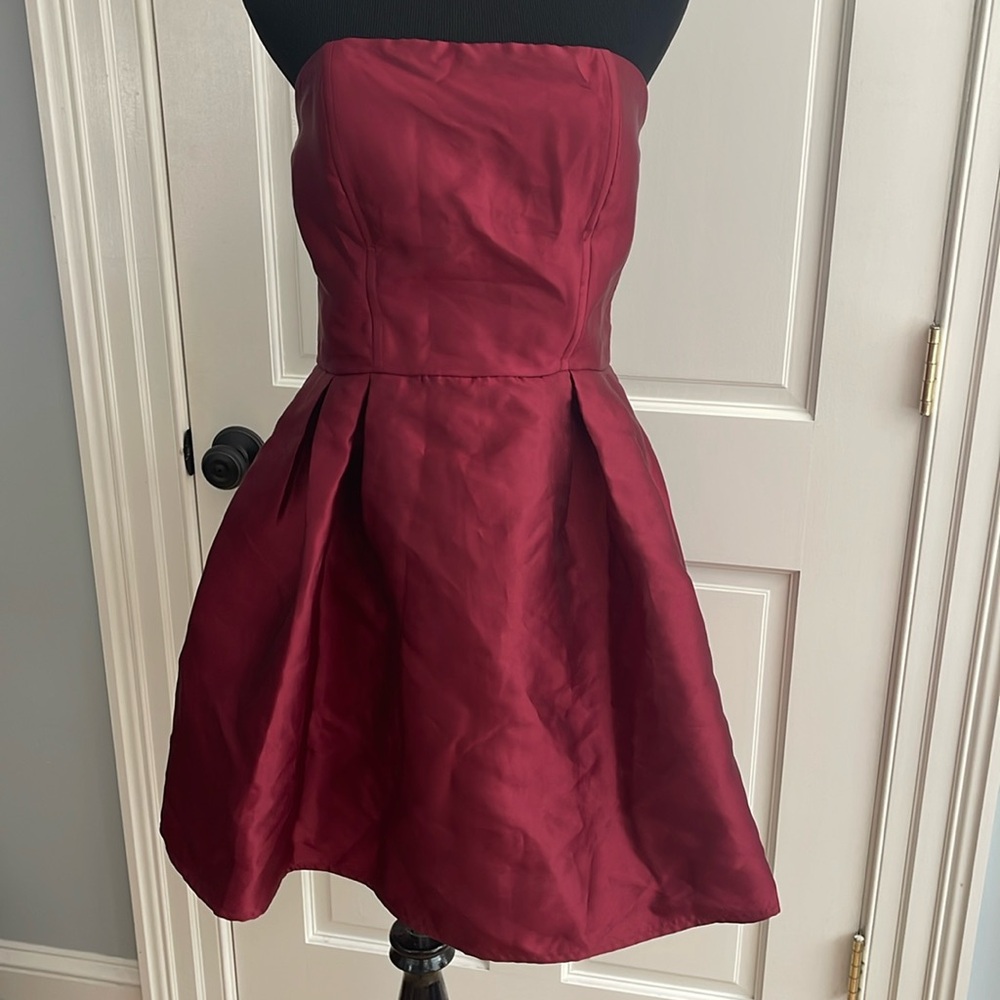 NWT Speechless strapless, maroon burgundy size 11 dress